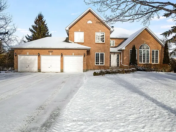 5525 Pettapiece Cres, Ottawa, ON K4M 1C6