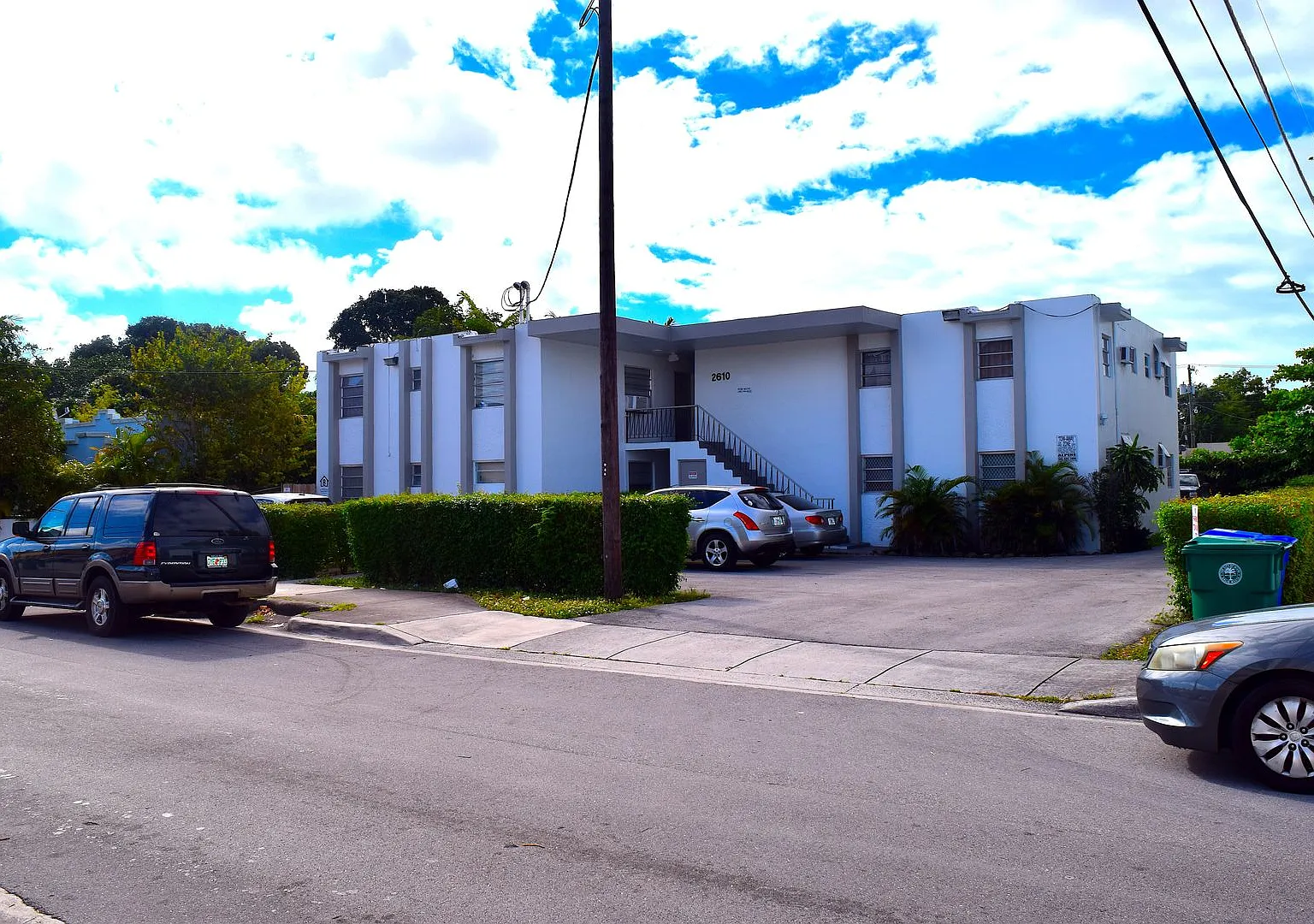 2 Bed/ 1 Bath in the Heart of Miami! — Photo 1
