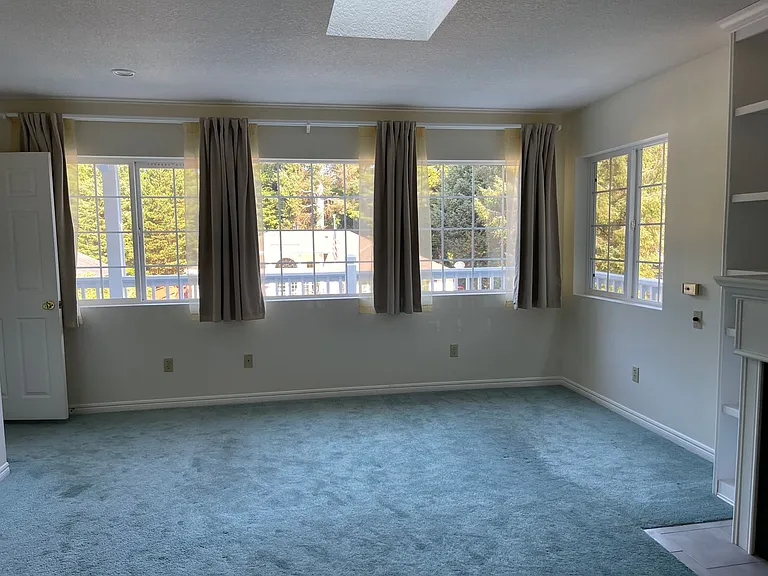496 Fairway Ct — Photo 14