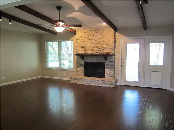 3rd image of 8104 Logwood Dr