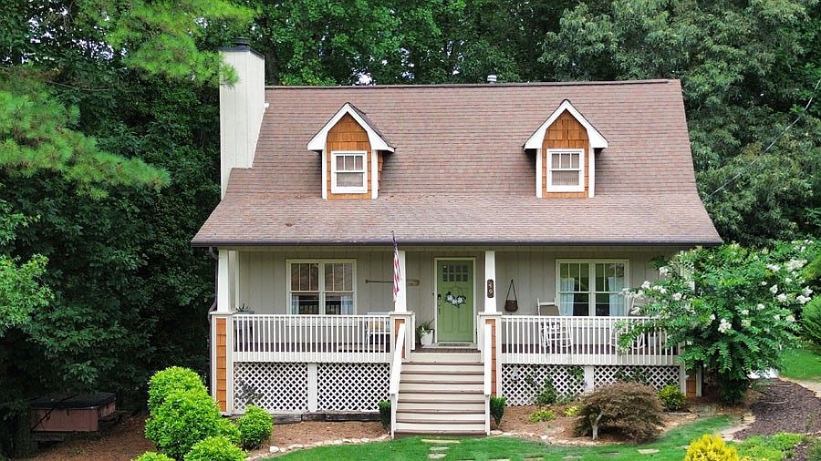 1st image of 49 Woodrow Ln
