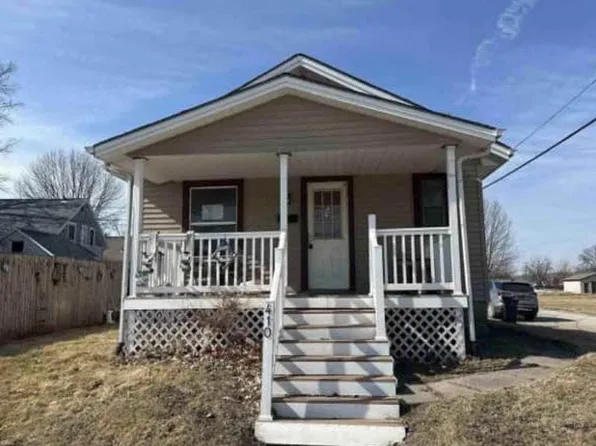 410 11th St NW, Cedar Rapids, IA 52405