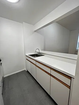 Rented by Modern Spaces | media 19