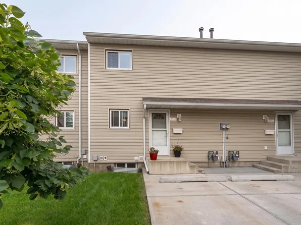 6352 180th St NW, Edmonton, AB T5T 2J6