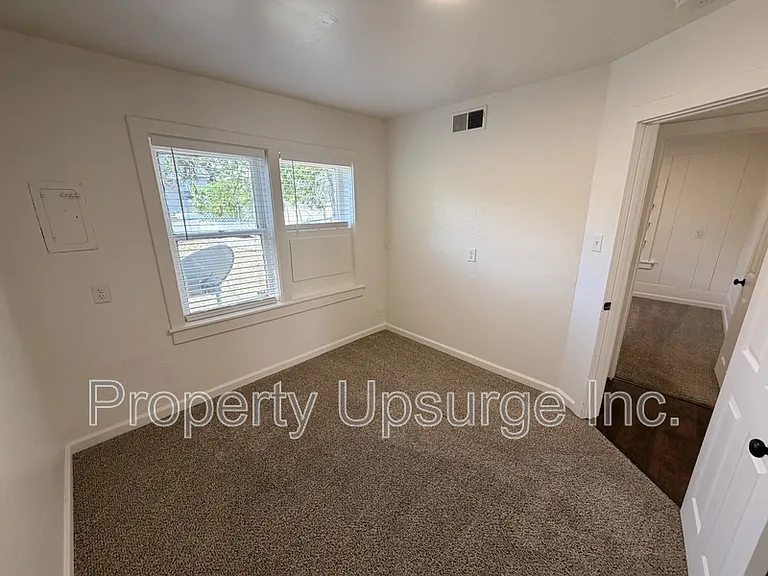2408 Court St #2408 — Photo 12