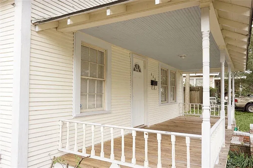 2 bed, 900 sqft, $1,350 — Photo 3