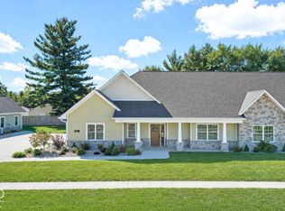 307 Blue River Dr, Knightstown, IN 46148