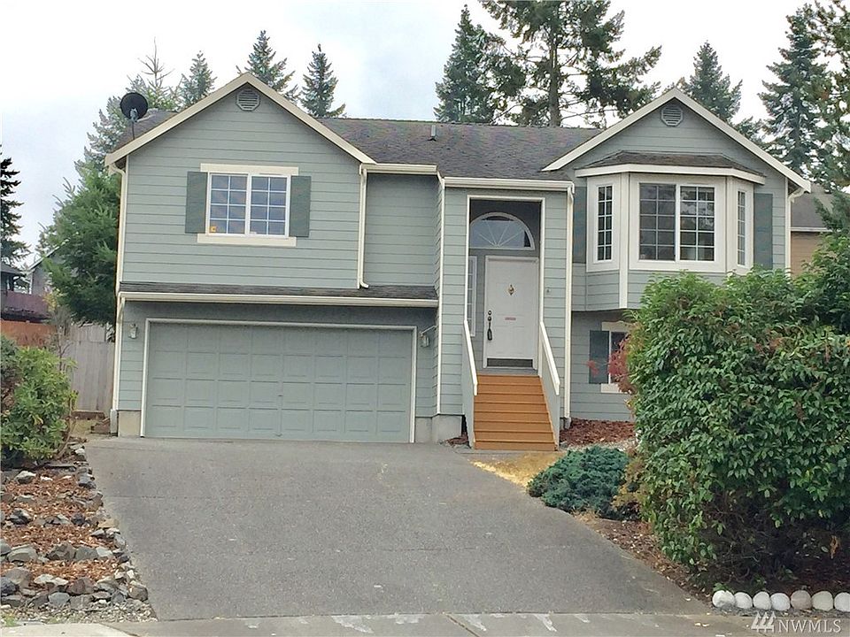 1st image of 4807 67th Dr NE