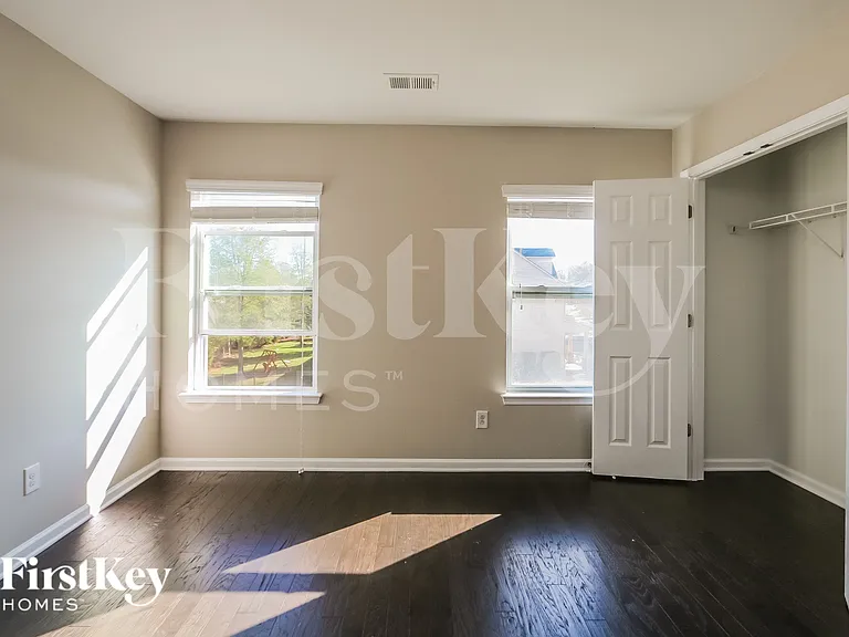 1023 Potomac Rd — Photo 10
