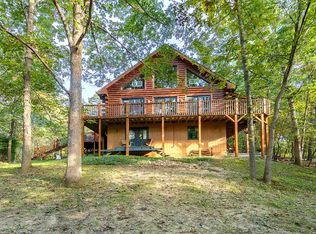 13007 82nd Ave, Blue Grass, IA 52726