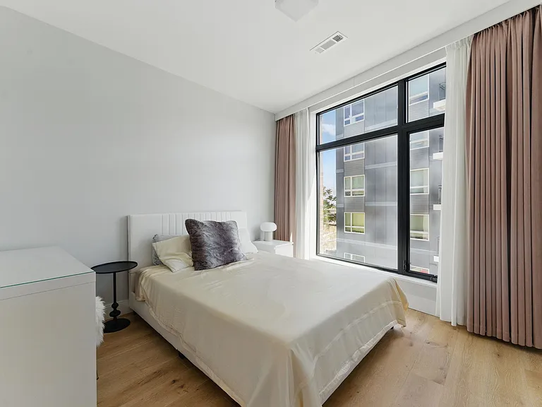 191 Washington St #524 — Photo 53