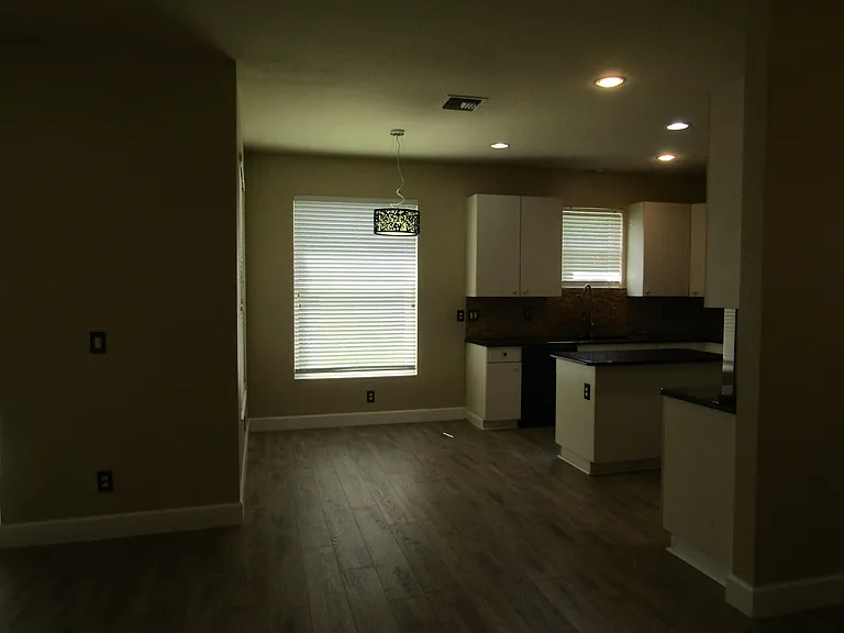 1756 SW Jamesport Dr — Photo 10