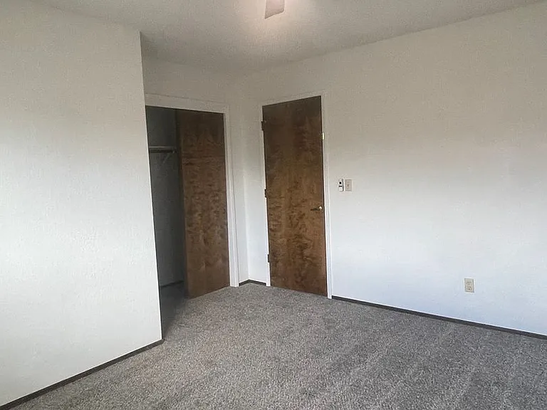 1185 Lancers Ln — Photo 24