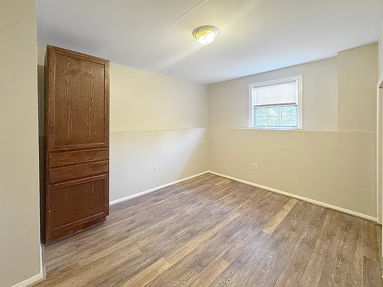 7419 Courtland Cir — Photo 22