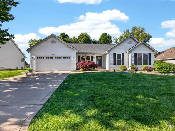 1603 Broadsword Ln, Lake Saint Louis, MO 63367