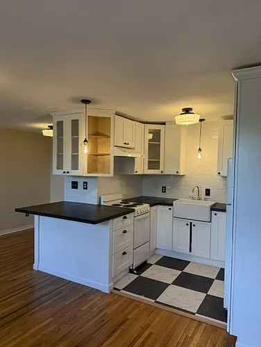 210 SW Jefferson Ave #1 Photo 1 210 SW Jefferson Ave #1 Photo 1