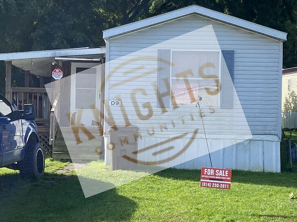 2 bed, 1.0 bath, $425 — Photo 1