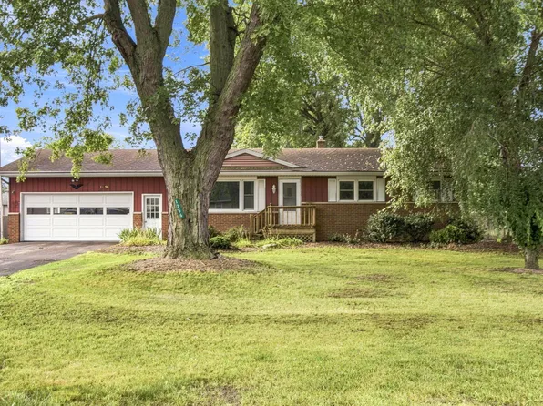 1356 Wilson Rd, Saint Joseph, MI 49085