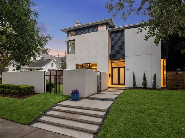 2107 Wroxton Rd, Houston, TX 77005