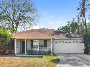 2672 Secret Harbor Dr, Orange Park, FL 32065