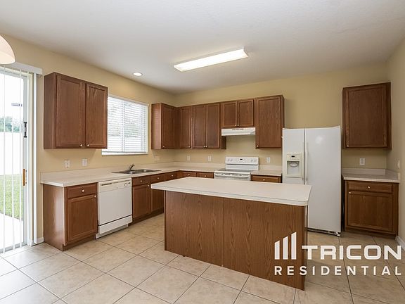 5th image of 10506 Marsanne Pl