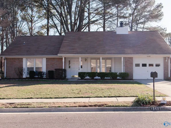 1048 Branscomb Cir SE, Huntsville, AL 35803