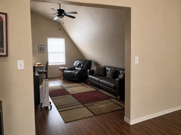 1679 Rosalie Dr #R — Photo 9