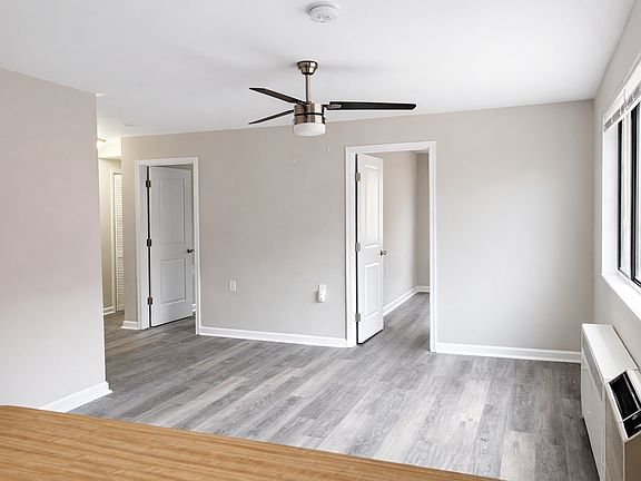 4th image of 4729 1st St SW APT 202