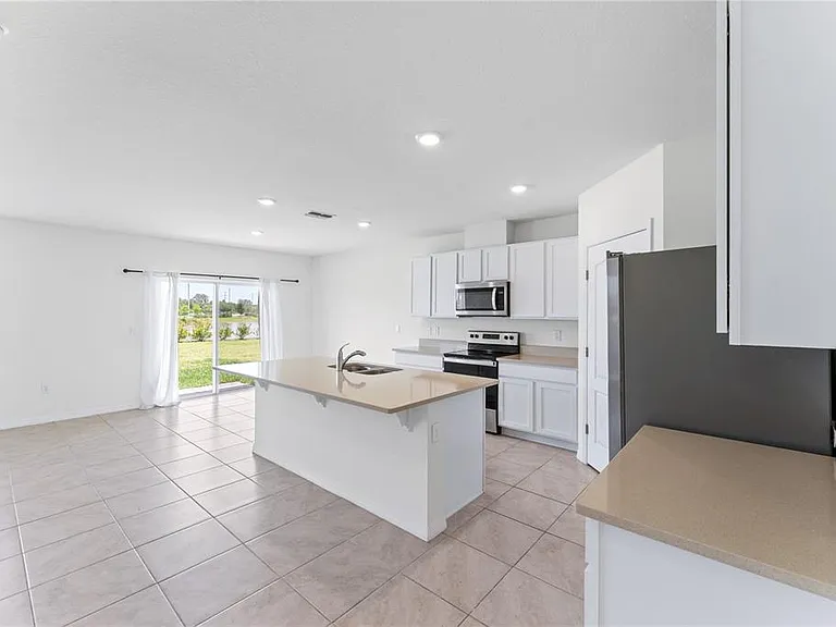 5038 Foxglove Cir — Photo 10