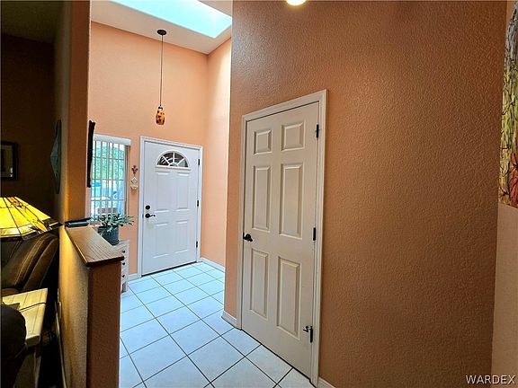 4th image of 2608 Golf Drive