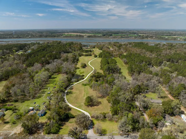 4020 Betsy Kerrison Pkwy, Johns Island, SC 29455