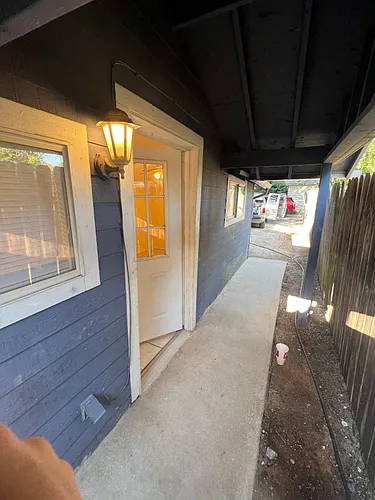 1120 N Harrison Ave Photo 1