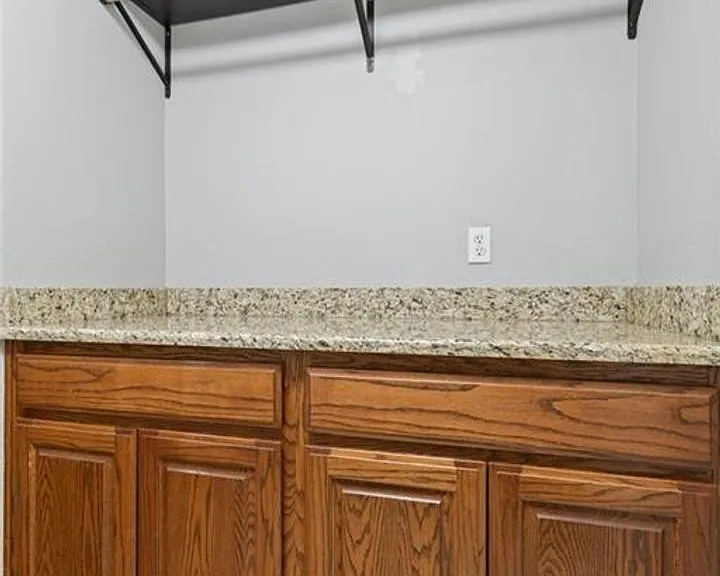 1406 N Latisha Ln — Photo 21