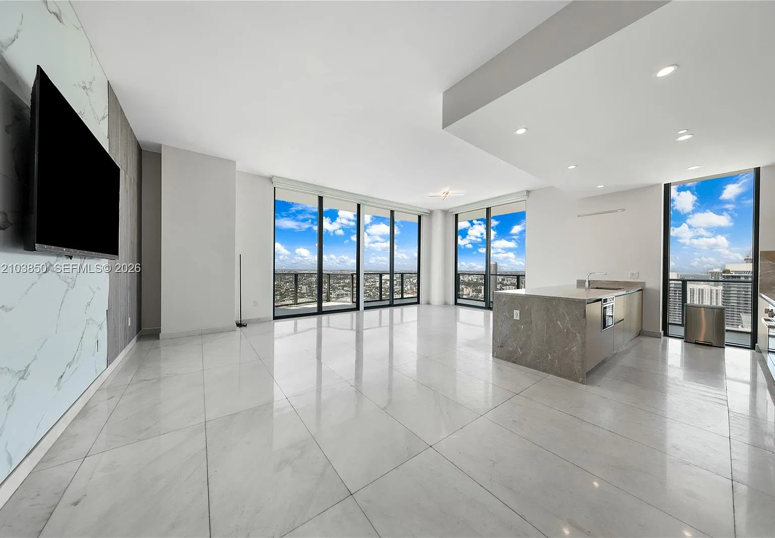1300 S Miami Avenue Condo — Photo 1