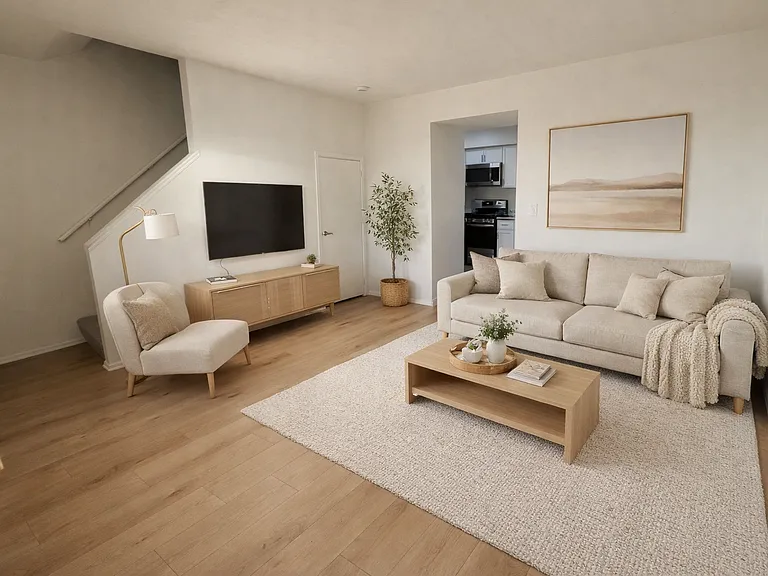 Titan Pointe Apartments — Photo 7