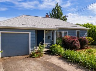 9135 SE Hawthorne Blvd, Portland, OR