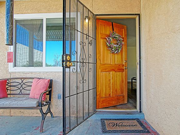2nd image of 614 Palomas Dr SE