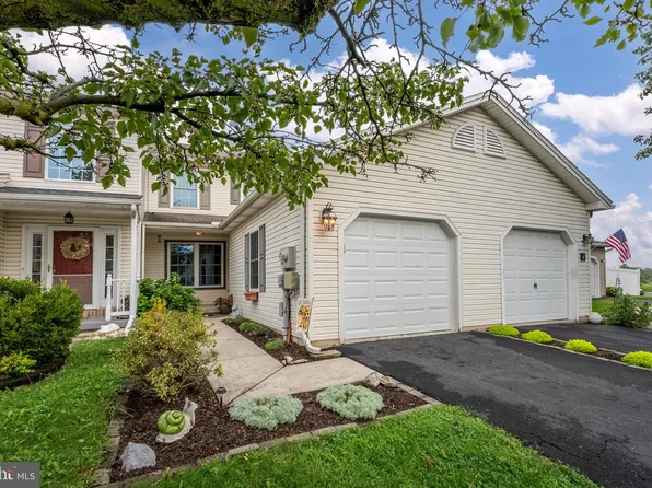 6 Fairfield Ln, Mechanicsburg, PA 17050