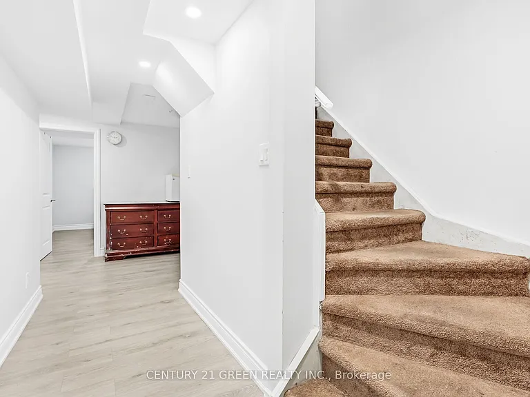 3152 Angel Pass Dr — Photo 33