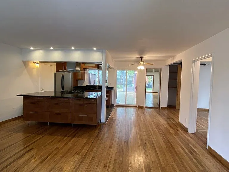 1414 San Carlos Ave — Photo 81