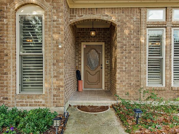 3rd image of 1109 Parkrow Pl