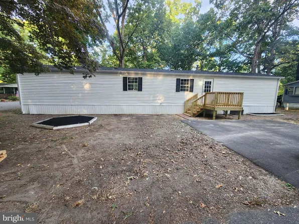 1 Danna Ter, Elmer, NJ 08318