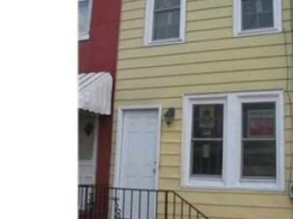 1005 Division St, Trenton, NJ 08611