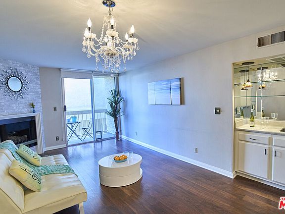 4th image of 5143 Bakman Ave APT 209
