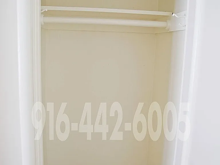 2426 P St #10 — Photo 8