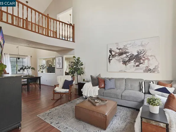 1818 Amber Leaf Way, Lodi, CA 95242