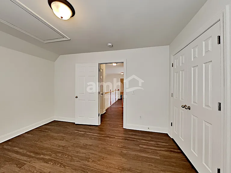 5125 Macarthur Ave — Photo 18