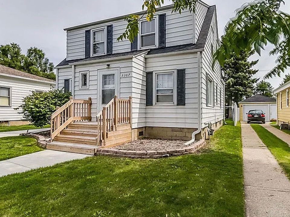 1st image of 5307 32nd Ave