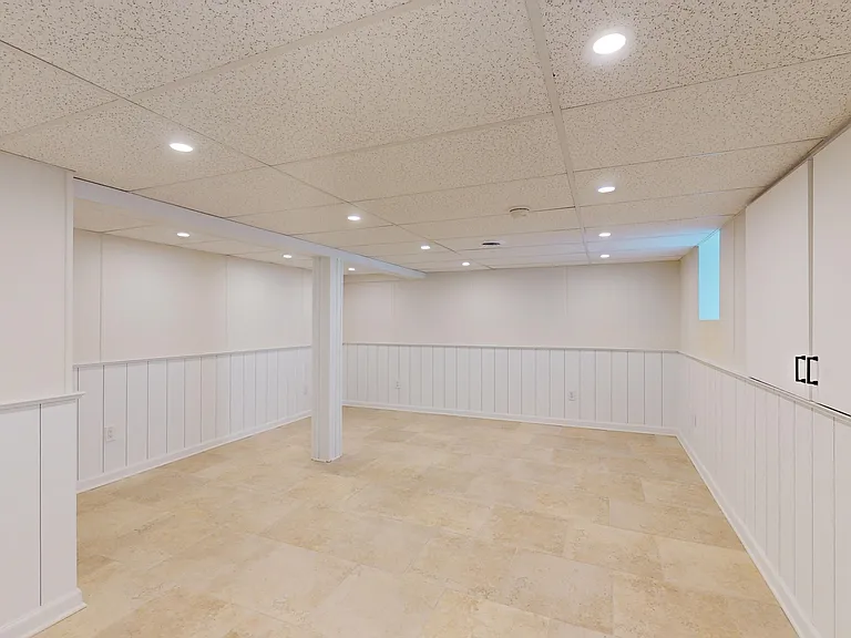 534 Abbott Rd #1 — Photo 17