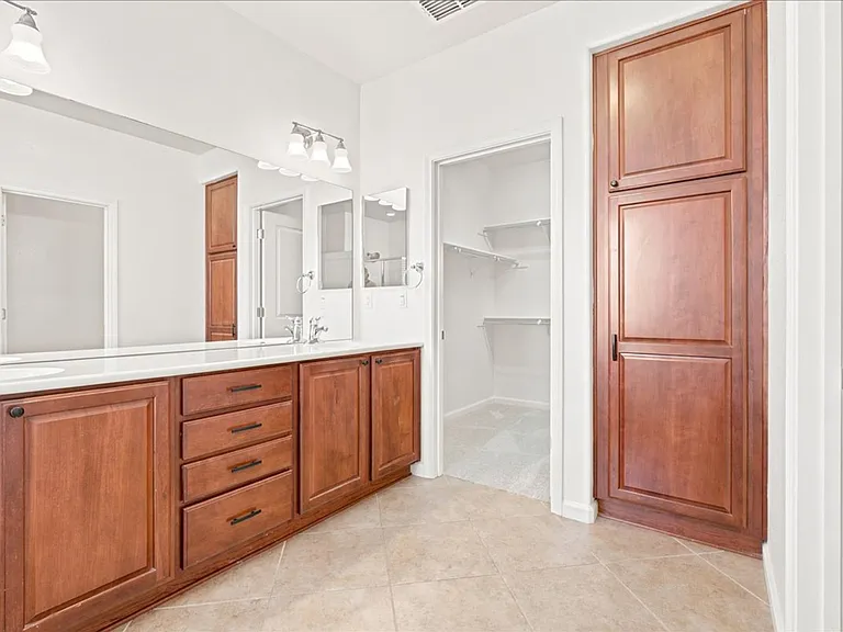 3169 Parkham Dr — Photo 23